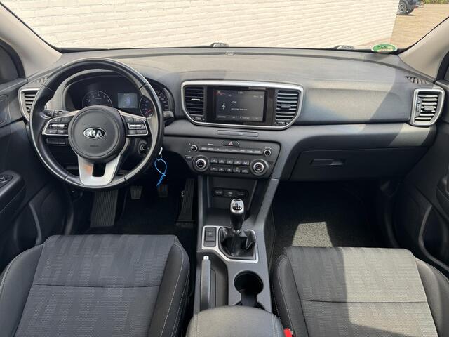 KIA SPORTAGE 1.6 GDI ComfortLine / All season / Cruise Control / Climate Control / Achteruitrij camera / Navigatie / Bluetooth /