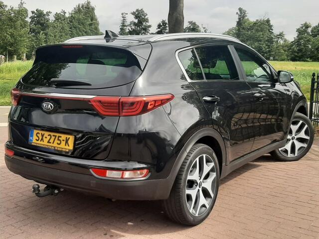 KIA SPORTAGE 1.6 132pk Airco Cruise-Control Navigatie Bluetooth Stoel- en Stuurverwarming