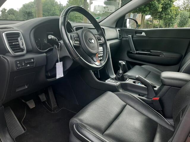 KIA SPORTAGE 1.6 132pk Airco Cruise-Control Navigatie Bluetooth Stoel- en Stuurverwarming