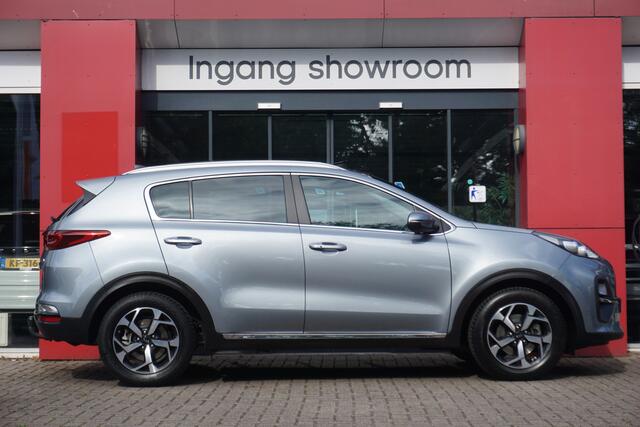 KIA SPORTAGE 1.6 CRDi MHEV DynamicPlusLine | Panoramadak | Camera | Trekhaak | Origineel NL |