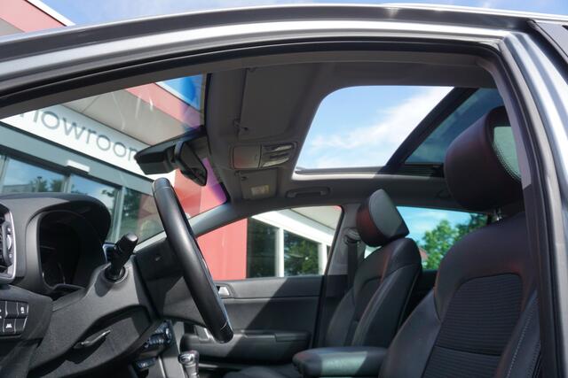 KIA SPORTAGE 1.6 CRDi MHEV DynamicPlusLine | Panoramadak | Camera | Trekhaak | Origineel NL |