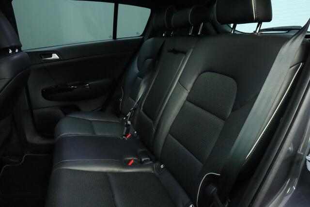 KIA SPORTAGE 1.6 T-GDI GT-Line Trekhaak | Camera | Applecarplay | Schuif-/kantel dak | Stoelverwarming |