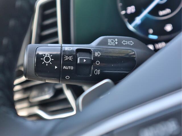KIA SPORTAGE 1.6 T-GDi Hybrid Dark Edition | Navigatie | Camera | Stoelverwarming | ECC-Airco | Tot 10jr.Kia Garantie |
