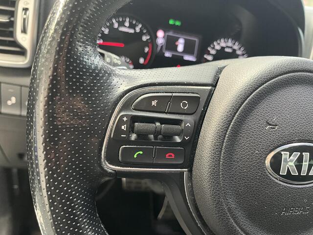 KIA SPORTAGE 1.6 T-GDI 4WD GT-Line PlusLine met Trekhaak, Achteruitrij Camera, Stoelverwarming en Ventilatie, CruiseControl, Elektrisch Verstelbare Stoel, Schuif en Kanteldak