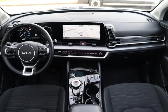 KIA SPORTAGE 1.6 T-GDi Plug-in Hybrid AWD DynamicPlusLine | Stoel-/Stuurverwarming | Trekhaak | Adap. Cruise | Panoramadak | Elek. Stoelen | Navigatie