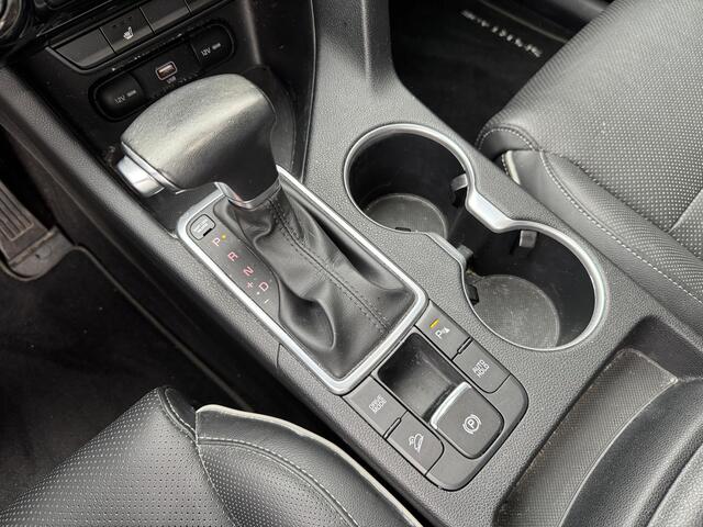 KIA SPORTAGE 1.6 T-GDI Black Edition Fabrieksgarantie 1ste eigenaar Panodak JBL SoundSystem info: M.Safari 0492588976