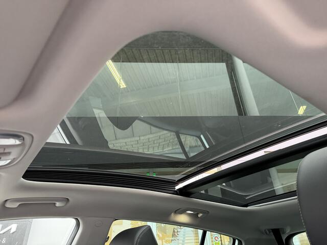 KIA SPORTAGE 1.6 T-GDI Black Edition Fabrieksgarantie 1ste eigenaar Panodak JBL SoundSystem info: M.Safari 0492588976