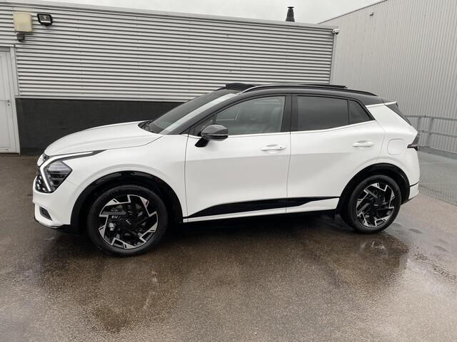 KIA SPORTAGE 1.6 T-GDi Plug-in Hybrid AWD GT-Line NIEUW GEREGISTREERD VOORDEEL! Elektrisch schuif-/kanteldak, Stoel- & Stuurwiel verwarmd, Dodehoekdetectie,