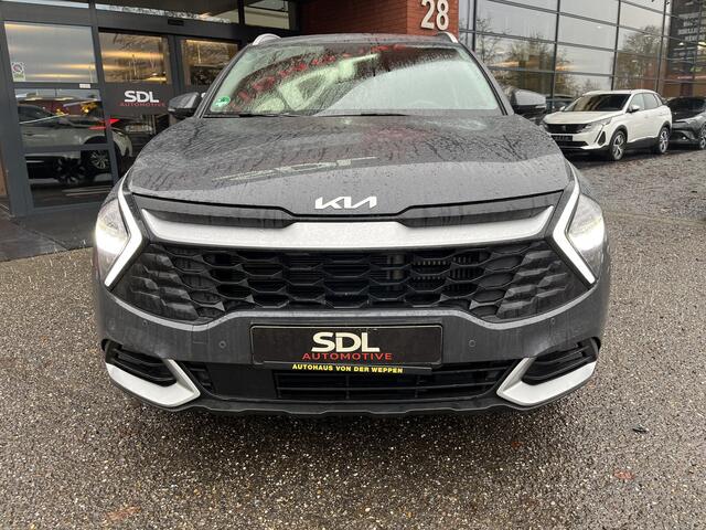 KIA SPORTAGE 1.6 T-GDi Plug-in Hybrid AWD DynamicPlusLine // ADAPT. CRUISE // CAMERA+SENSOREN // NAVI+CARPLAY // STUUR+STOELVERWARMING //
