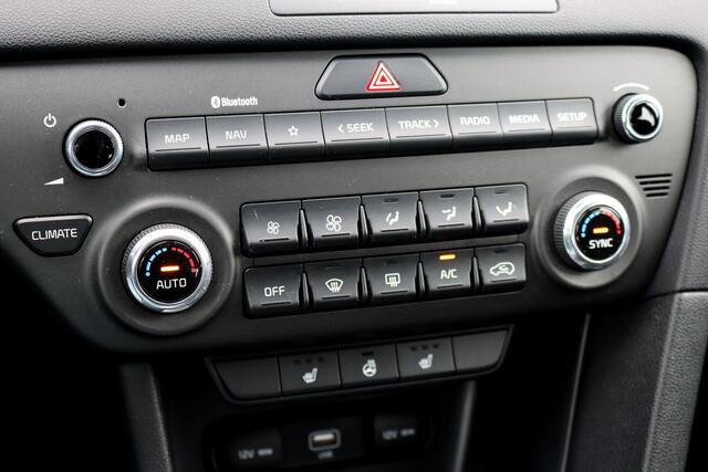 KIA SPORTAGE 1.6 CRDi AWD Plus Line | Spoorassistent | Verwarmd Stuurwiel | Navigatie | Stoelverwarming | Apple Carplay/Android Auto | Dab | Camera |