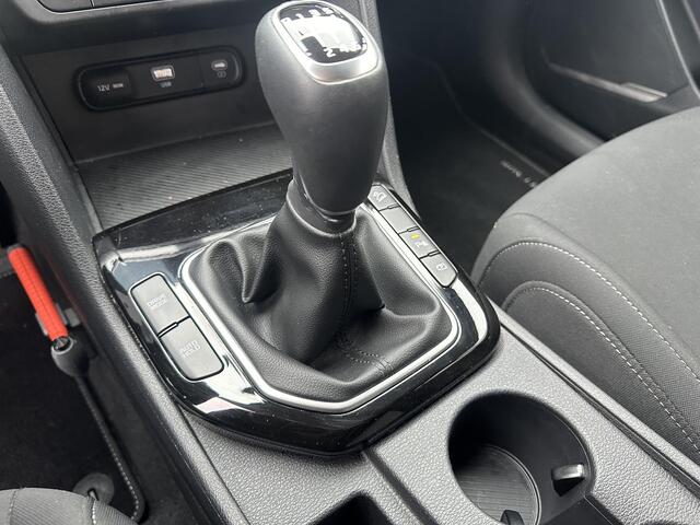 KIA SPORTAGE 1.6 T-GDi MHEV DynamicLine BTW auto, Trekhaak, 1e eigenaar, slechts 17817 KM