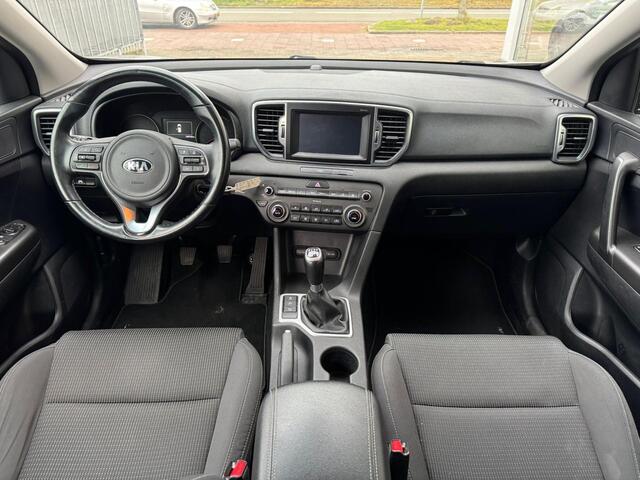 KIA SPORTAGE 1.6 GDI DynamicLine | Electronic climate control | Achteruitrijcamera | Navigatie | Cruise control | APK tot 15-03-2026 | NAP |