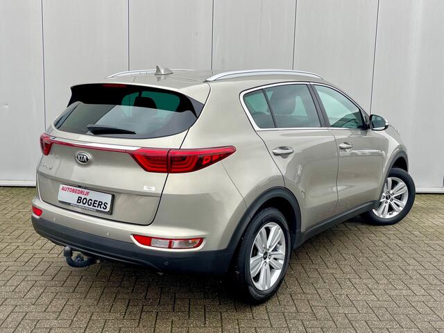 KIA SPORTAGE 1.6 GDI DynamicLine Navigatie, Climate Control, Cruise Control, Trekhaak, 17"Lm, Achteruitrijcamera
