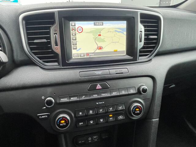 KIA SPORTAGE 1.6 GDI DynamicLine Navigatie, Climate Control, Cruise Control, Trekhaak, 17"Lm, Achteruitrijcamera