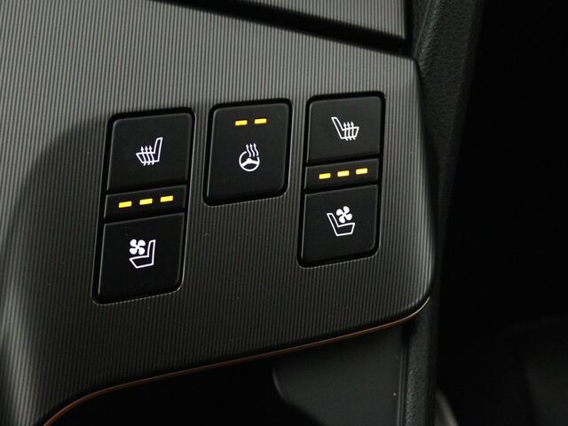 KIA SPORTAGE 1.6 T-GDi Plug-in Hybrid GT-PlusLine Two-Tone | 10 Jaar Garantie | Panoramadak | Camera | El. Stoelen |