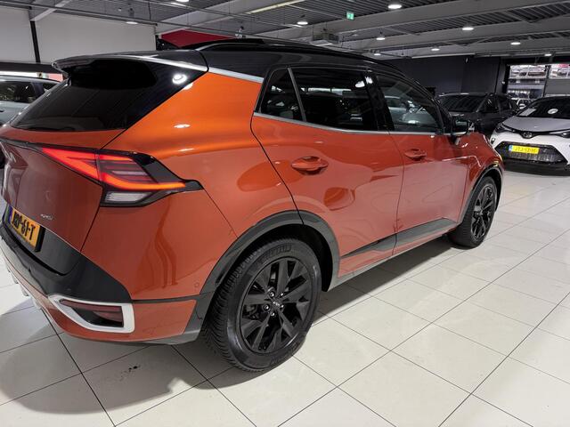 KIA SPORTAGE 1.6 T-GDi Hybrid GT-Line , Stoel en Stuur verwarming, Schuif kantel dak, Apple Carplay/Android Auto, Zwarte velgen.