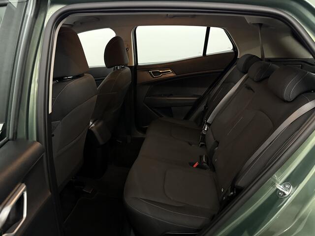KIA SPORTAGE 1.6 T-GDi MHEV ComfortLine Camera, Apple carplay, Rijstrook correctie, A start stop, Lichtmetalen velgen, 5 jaar garantie