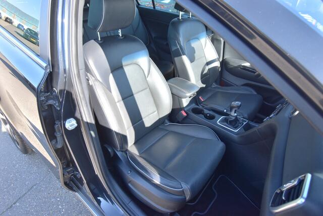 KIA SPORTAGE 1.6 T-GDI GT-Line First Edition , TREKHAAK , CR CONTR , CLIMATR , A UITRIJ CAM , LED KOPL ,