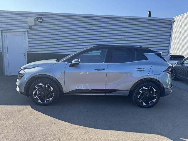 KIA SPORTAGE 1.6 T-GDi Plug-in Hybrid AWD GT-Line Nieuw geregistreerd! Schuif-/kanteldak, stoel- & stuurverwarming, navigatie Apple CarPlay/Android Auto, zeer sportief en super luxe!