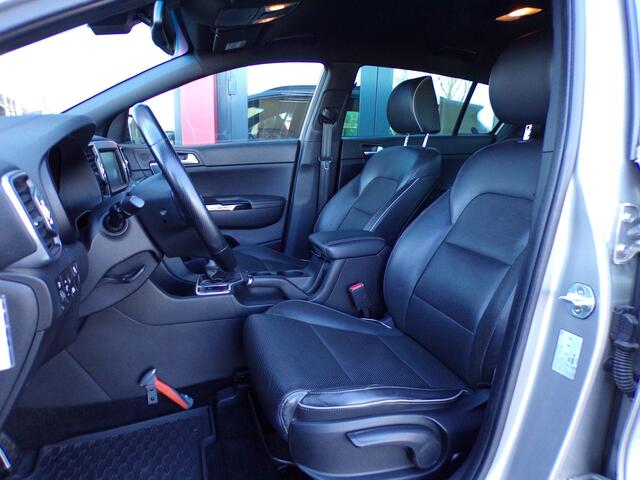 KIA SPORTAGE 1.6 T-GDI GT-Line First Edition Trekhaak Leer NAP Bomvol!!!
