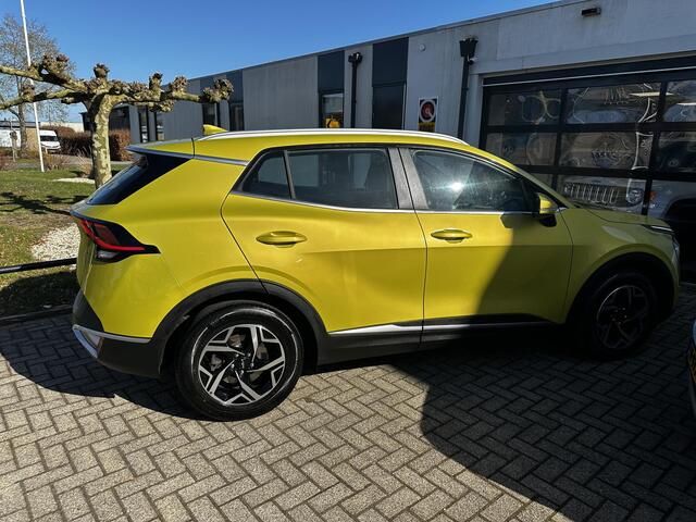 KIA SPORTAGE 1.6 T-GDi MHEV ComfortLine Carplay & Camera | Stoel-/Stuurverwarming | Splash Lemon ?