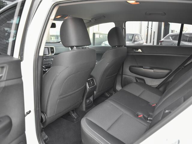 KIA SPORTAGE 1.6 T-GDI 4WD DynamicLine Navi Camra Trekhaak Stoelverwarming Clima