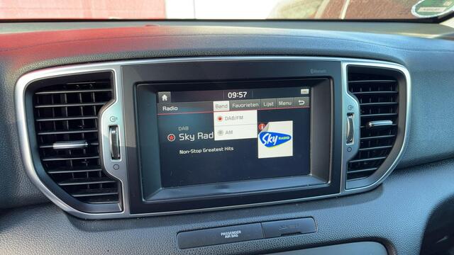 KIA SPORTAGE 1.6 GDI DynamicLine CARPLAY / CAMERA / NAVI / CLIMA / PDC / BLUETOOTH / CRUISE / NL-AUTO