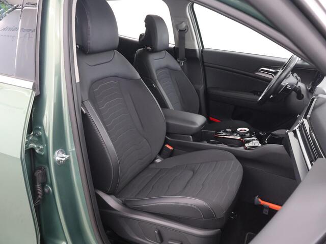 KIA SPORTAGE 1.6 T-GDi Plug-in Hybrid AWD DynamicPlusLine | Trekhaak | Panoramadak | Stoel/Stuurwielverwarming | Dodehoekdetectie | Elektrisch verstelbare voorstoelen | Keyless Go
