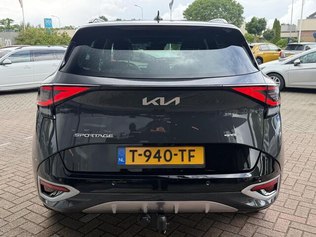 KIA SPORTAGE 1.6 T-GDi Plug-in Hybrid AWD DynamicPlusLine PANORAMADAK | CAMERA | ELEKTRISCH VERSTELBARE STOELEN | STOELVERWARMING | STUURVERWARMING | NAVIGATIE | ALCANTARA INTERIEUR | LED | DODEHOEK DETECTIE | APPLE CARPLAY / ANDROID AUTO | ADAPTIEVE CRUISECONTROL | A