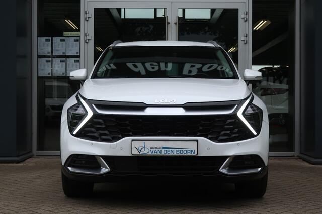 KIA SPORTAGE 1.6 PHEV 4x4, Stoelverw voor+achter, Trekhaak, Elektrische voorstoelen etc.