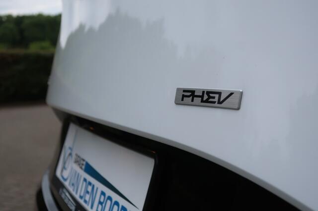 KIA SPORTAGE 1.6 PHEV 4x4, Stoelverw voor+achter, Trekhaak, Elektrische voorstoelen etc.
