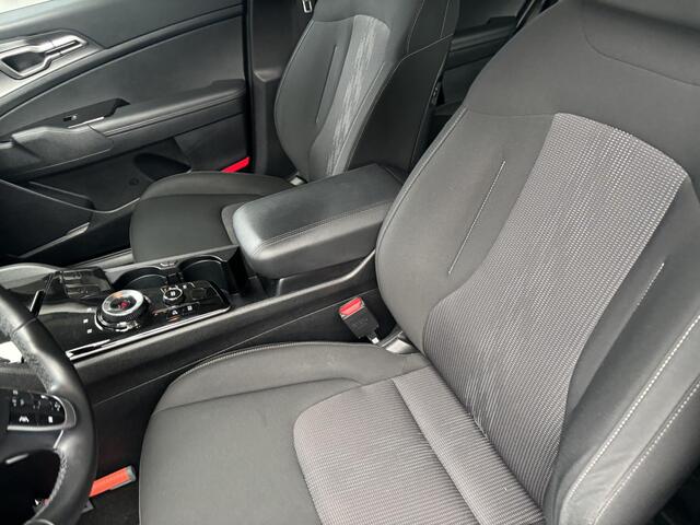 KIA SPORTAGE 1.6 T-GDi Hybrid DynamicLine
