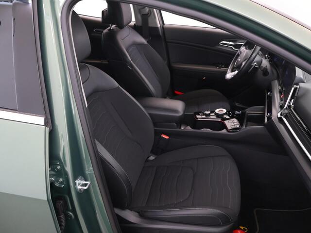 KIA SPORTAGE 1.6 T-GDi Plug-in Hybrid AWD DynamicPlusLine Ed. | Matrix LED Koplampen | Stoel/Stuurverwarming | Keyless Go | Elektrisch verstelbare voorstoelen