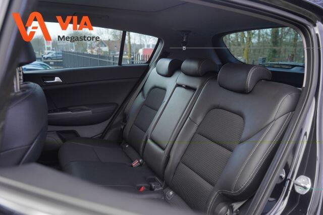 KIA SPORTAGE 1.6 GDi (97 kW) BLACK-Line Pano | Leder | Navi | JBL | Stoel & Stuur verw. | FULL Options