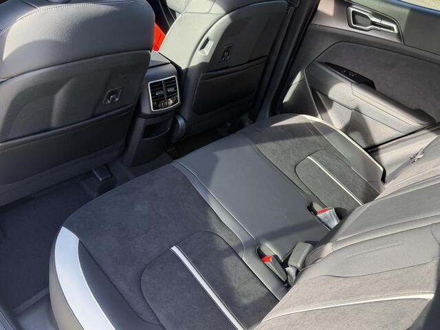 KIA SPORTAGE 1.6 T-GDi Hybrid GT-Line | Head-up Display | Stoelverwarming | Camera | Schuif/kanteldak |