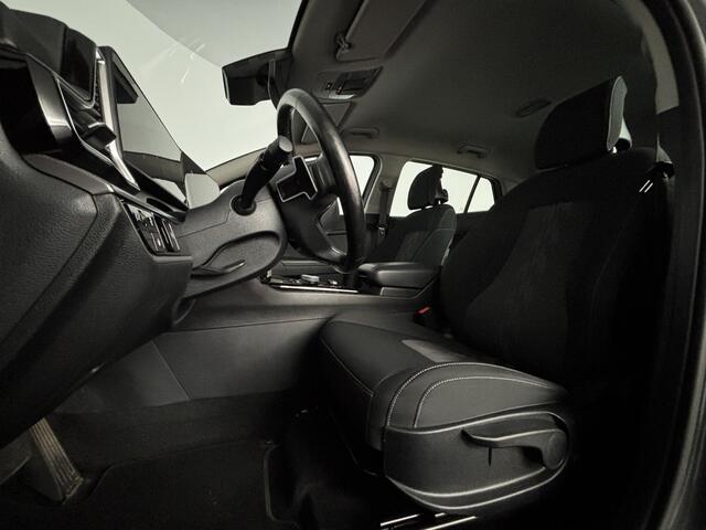 KIA SPORTAGE 1.6 T-GDi Plug-in Hybrid AWD DynamicLine Trekhaak | Achterbank verwarmd |