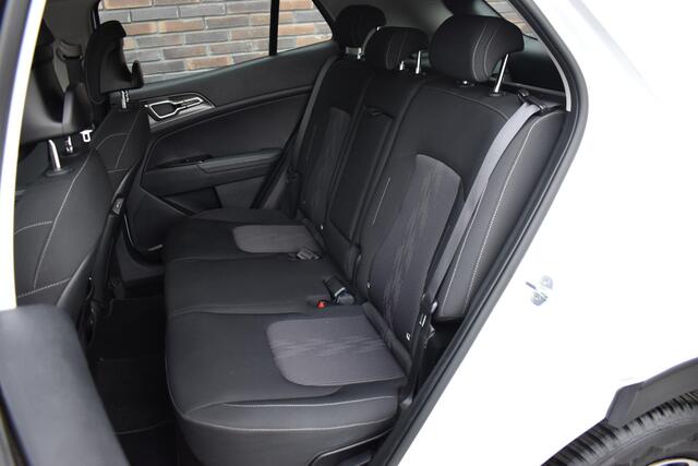 KIA SPORTAGE 1.6 T-GDi Hybrid DynamicLine