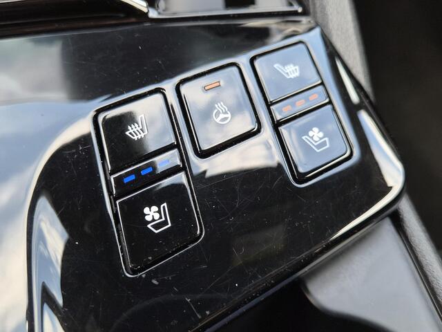 KIA SPORTAGE 1.6 T-GDi Plug-in Hybrid AWD GT-Line / Fabrieksgarantie tot 03-2031 / Dealer onderhouden / 1.350 kg afneembare trekhaak / Harman/Kardon Audio Systeem / Elektrische achterklep / Stuur- Stoel & Achterbank verwarming / Rondomzicht camera / Stoelventilatie /