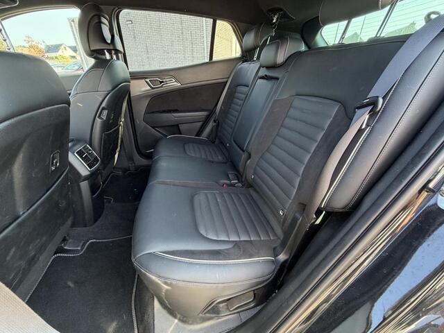 KIA SPORTAGE 1.6 T-GDi Plug-in Hybrid AWD GT-Line | 360 graden camera | Stoelverwarming/koeling | Leder | Bestuurdersstoel Met Geheugen
