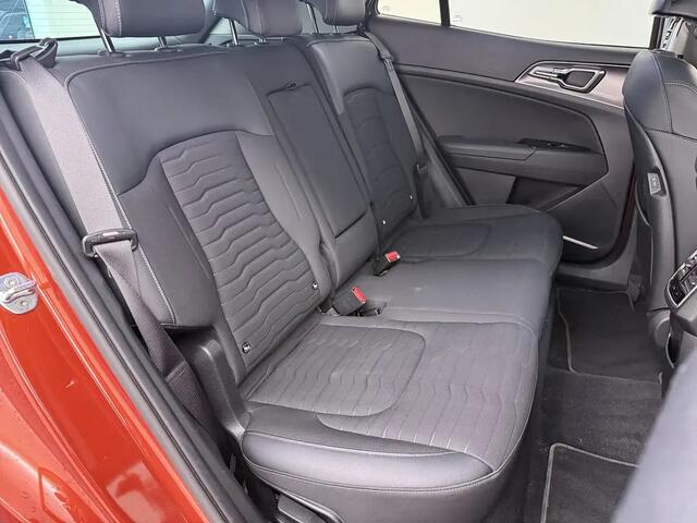 KIA SPORTAGE 1.6 T-GDi Plug-in Hybrid AWD DynamicPlusLine Gratis Afleverpakket! | Trekhaak | Panoramadak |