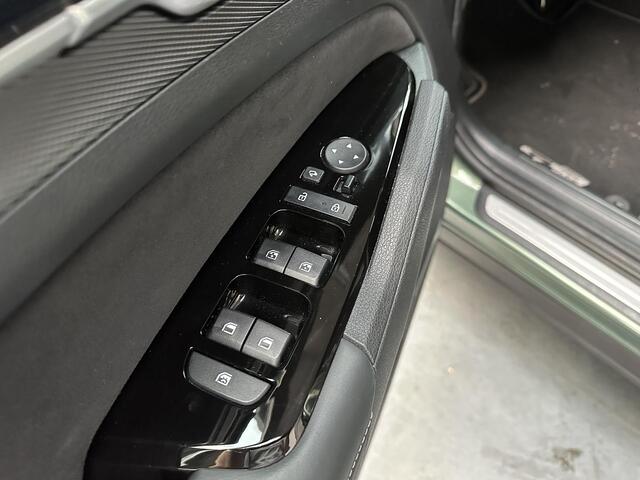 KIA SPORTAGE 1.6 T-GDi Plug-in Hybrid AWD GT-Line NL Auto, Zeer netjes en vol luxe !
