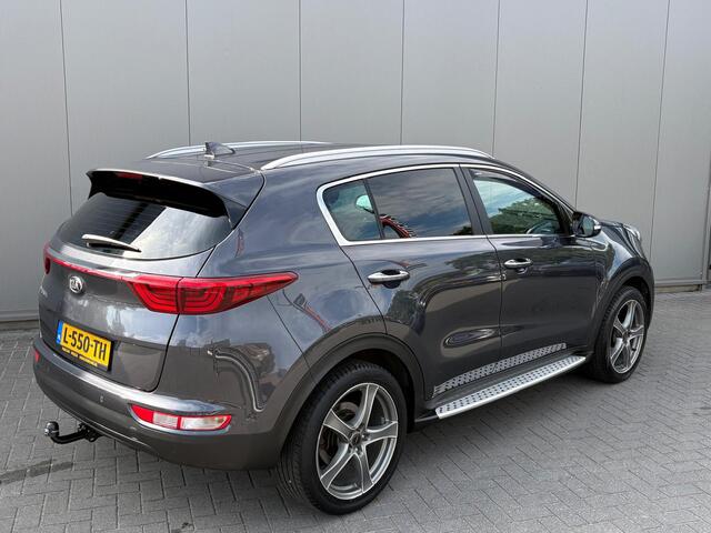 KIA SPORTAGE 1.6 GDI ComfortLine Camera/Trekhaak/Navigatie/Stoel-stuurverwarming