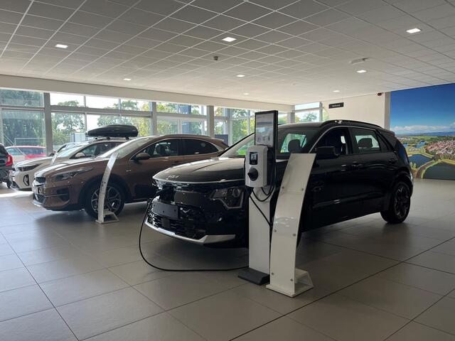 KIA SPORTAGE 1.6 T-GDi Plug-in Hybrid GT-PlusLine Two-tone | Super veel luxe! | Snel rijden!