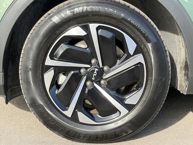 KIA SPORTAGE 1.6 T-GDi Hybrid DynamicLine NL-auto, Navigatie, LMV, Adaptieve cruise control, Achteruitrijcamera