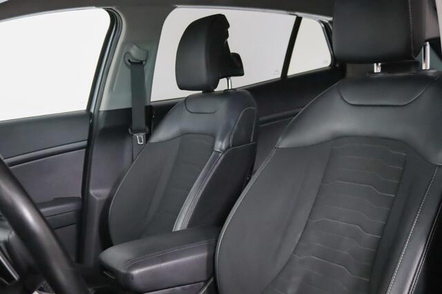 KIA SPORTAGE 1.6 T-GDi Plug-in Hybrid AWD DynamicLine Camera, ACC, DAB, Stoel/Stuurverwarming, SOH 100%