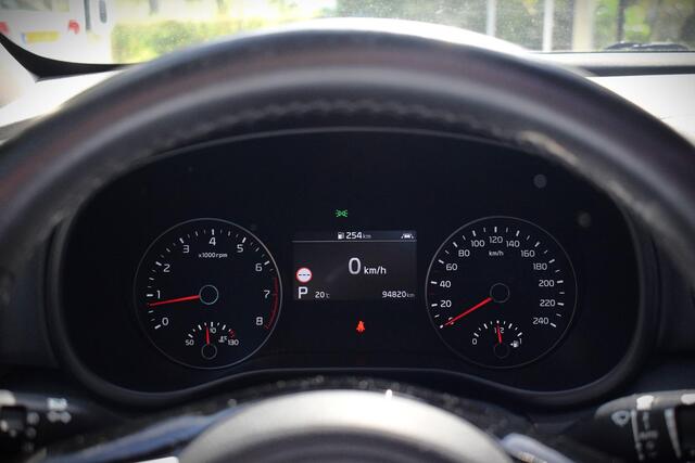 KIA SPORTAGE 1.6 T-GDI Black Edition |PANO|CRUISE|TREKHAAK|