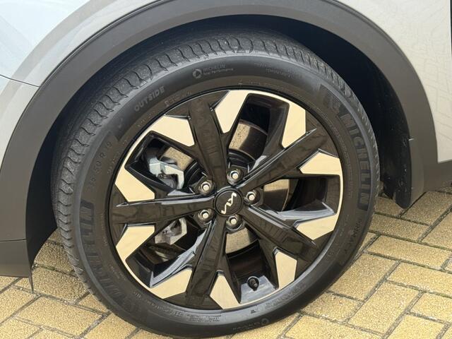 KIA SPORTAGE 1.6 T-GDi Plug-in Hybrid AWD DynamicLine