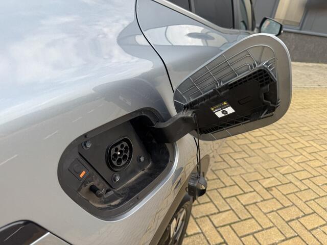 KIA SPORTAGE 1.6 T-GDi Plug-in Hybrid AWD DynamicLine