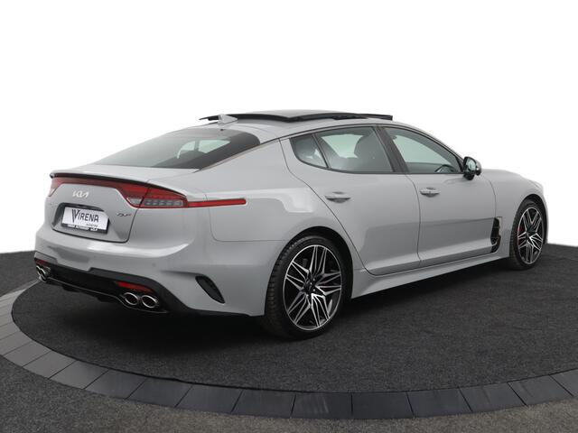 KIA Stinger 3.3 Twin Turbo V6 AWD GT Automaat - 370PK - Schuif-/kanteldak - Stoelverwarming-/ventilatie - Leder - HUD - 360 Camera - Fabrieksgarantie tot 04-2029