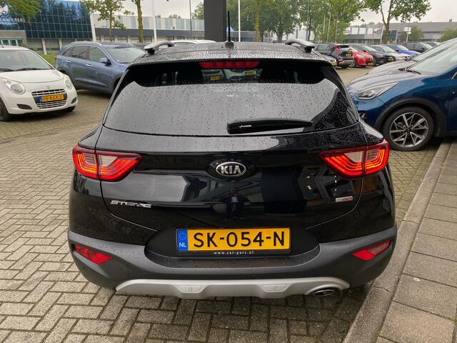 KIA Stonic 1.0 T-GDi DynamicLine LED // Key-less// Navi+Camera // 18inch